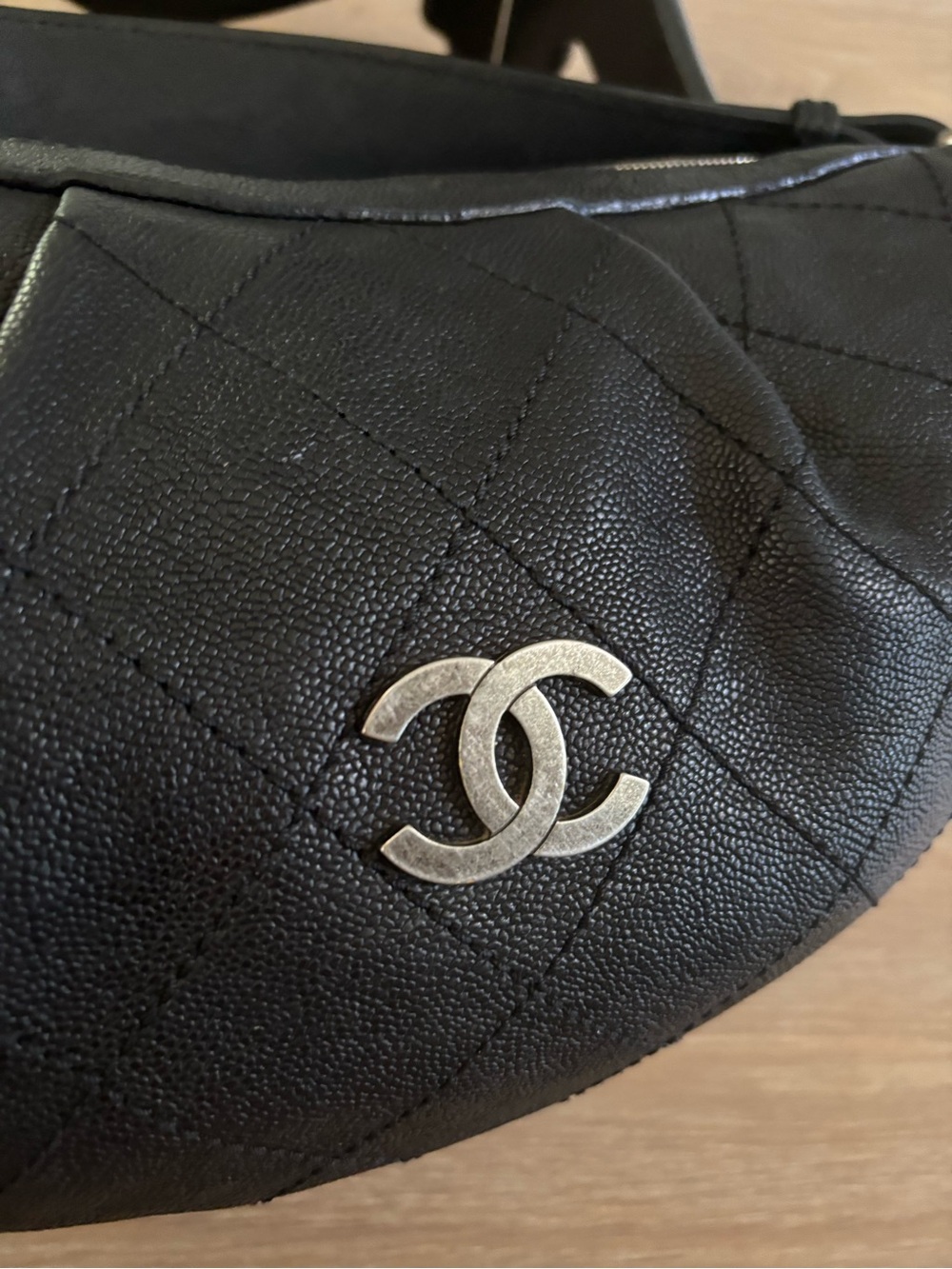 Chanel vintage quilted black caviar  CC outdoor ligne hobo bag - Picture 6 of 16